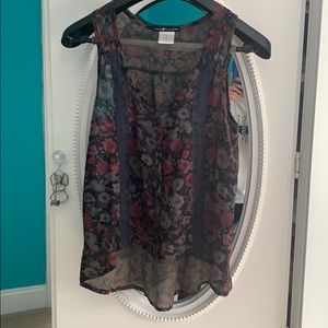 Adorable Summer Top!